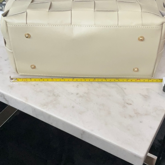 Anna Paola Genuine Leather Italian Tote - Picture 5 of 7